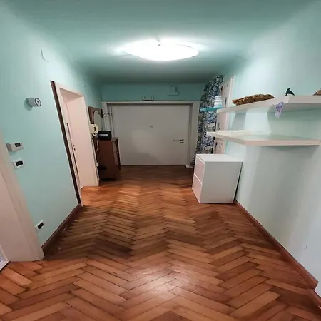 Gabbiano Felice Apartment *
